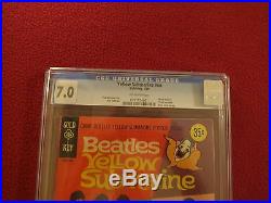 1969 1st BEATLES YELLOW SUBMARINE COMIC BOOK CGC CERTIFIED WithPOSTER