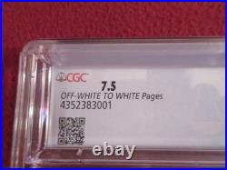 1969 RARE 1st ISSUE BEATLES YELLOW SUBMARINE WithPOSTER COMIC BOOK CGC 7.5