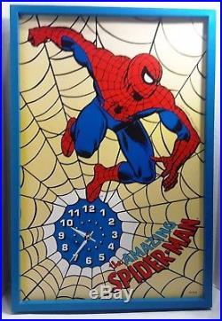 1978 THE AMAZING SPIDER-MAN 30 x 20 Poster Size Wall Clock Marvel SUPER TIME INC