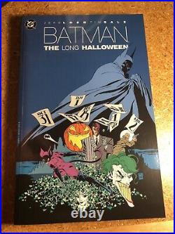 BATMAN THE LONG HALLOWEEN Trade Paperback + PROMO Poster & Display with Stand