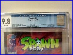 CGC 9.8 Spawn Issue 1, Image Comics, 5/92, with pullout poster, PITT PIN-UPS
