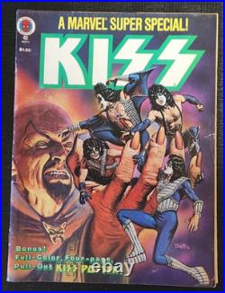 KISS MARVEL SUPER SPECIAL #5 COMIC BOOK With POSTER 1978 AUCOIN