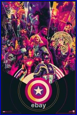 SDCC 2018 MCU Avengers 10th Anniversary Variant Mondo Poster and Souvenir Book