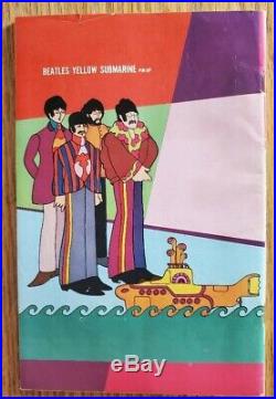 The Beatles Yellow Submarine Comic With Nm Poster Inside (1968)