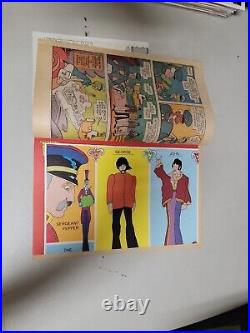 Vintage 1968 THE BEATLES YELLOW SUBMARINE GOLD KEY COMIC BOOK WITH POSTER