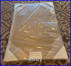 Wonder Woman Black & Gold Fine Art Print by Warren Louw Sideshow HD Aluminum